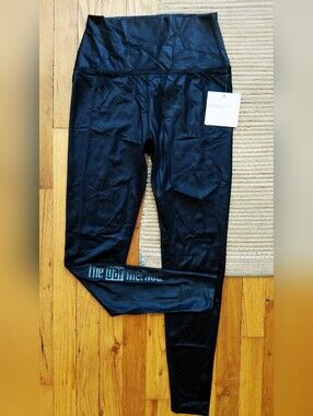 Never Worn-Beyond Yoga x The Bar Method Legging